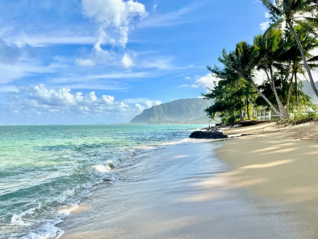 Oceanfront long-stay apartment on Oahu's Windward Coast near Hauula Beach